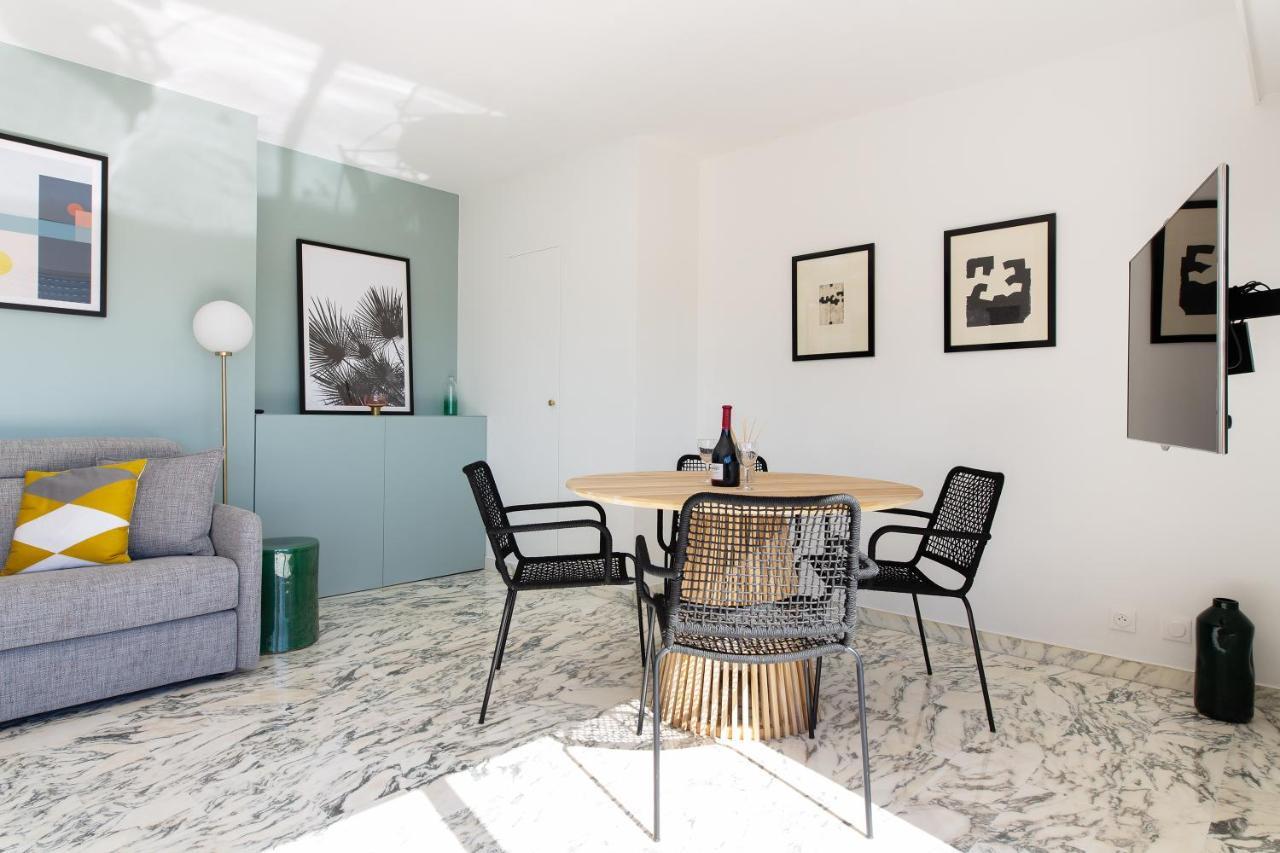 Apartment Rooftop Soha - 2 Bdr 2 Bthr 1 Toil - Clim Terrace Elevator Small Parking *