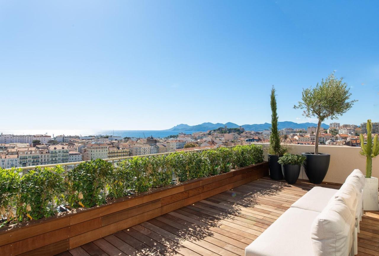 Apartment Rooftop Soha - 2 Bdr 2 Bthr 1 Toil - Clim Terrace Elevator Small Parking *